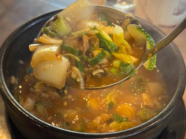 Jejuhwarojip Garak店 照片 6