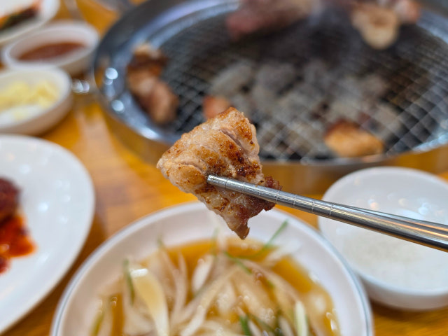 Jeongwonga Sujesutbulgalbi 照片 6