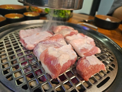 가자 뽈살 통삼겹 사진 4
