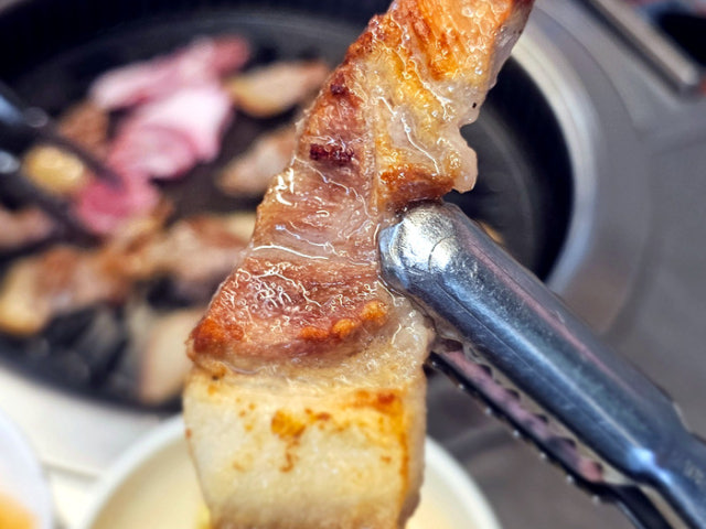 Sinbangdong Geumjanesamgyeopsal 写真 4
