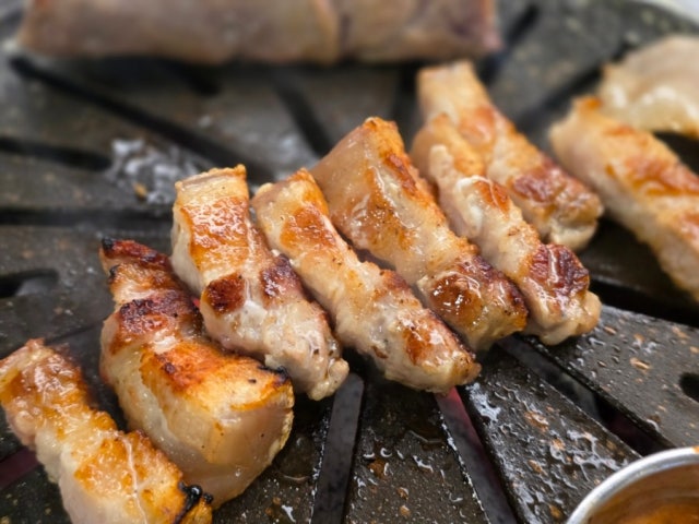 Myeongseonggogitjip Geojeasiadeujikyeong店 写真 4