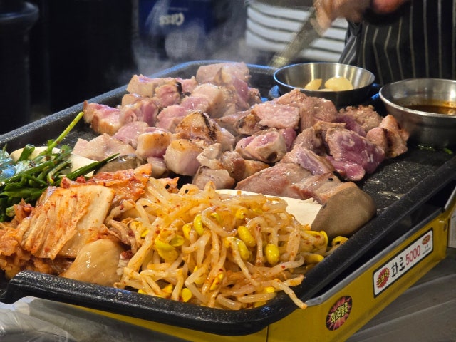 Yapjumeokgogi Gwanggyo 本店 写真 4
