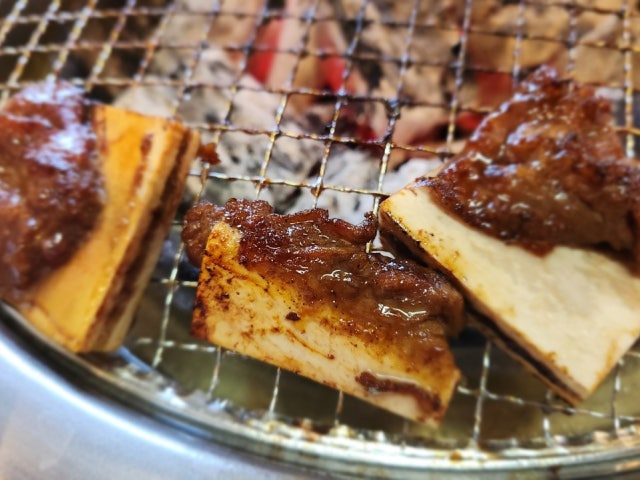 Yukjanggalbi Sokchonohak店 写真 5