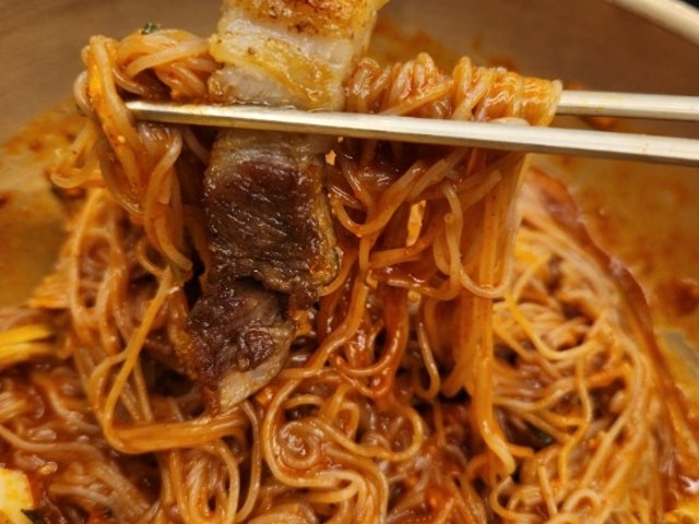 Halmaesotttukkeongsamgyeopsal Yesulhoegwan店 照片 5
