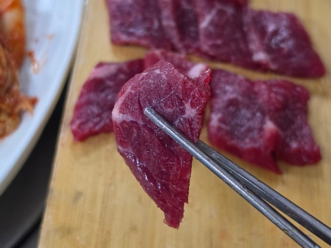 복수한우날고기 사진 4