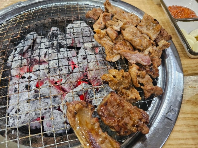 Byeonggukisutbulgalbi Jinhae 总店 照片 4