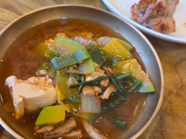 Yetnalsutbulgalbi 总店 照片 6