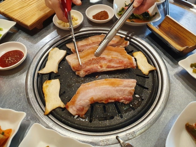 70nyeondaesogeumgui 写真 4