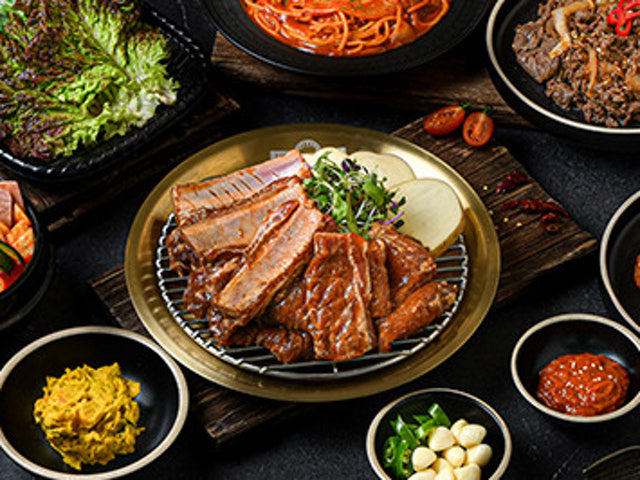 Cheongnyeongogijangsu Gangreungnoam Branch Galbisal (Beef Rib Fingers) 1
