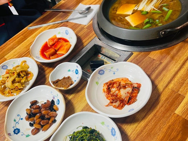 Hwanggeumdwaejisikdang 照片 4