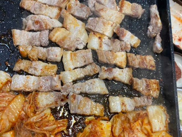 Eonninesamgyeopsal Photos 6
