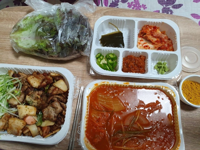 Baedalsamgyeopdwaejidoeji Ssangyongbuldang Branch Photos 4