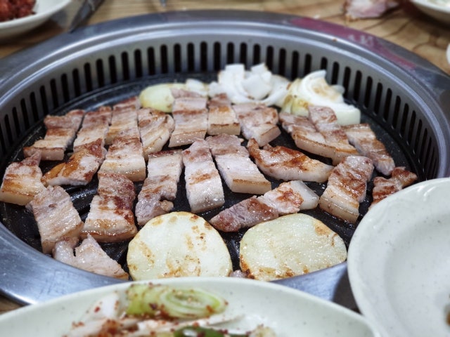 Donbangseoksamgyeopsal 写真 6