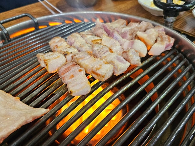 Janggunjumeokgogi Photos 5