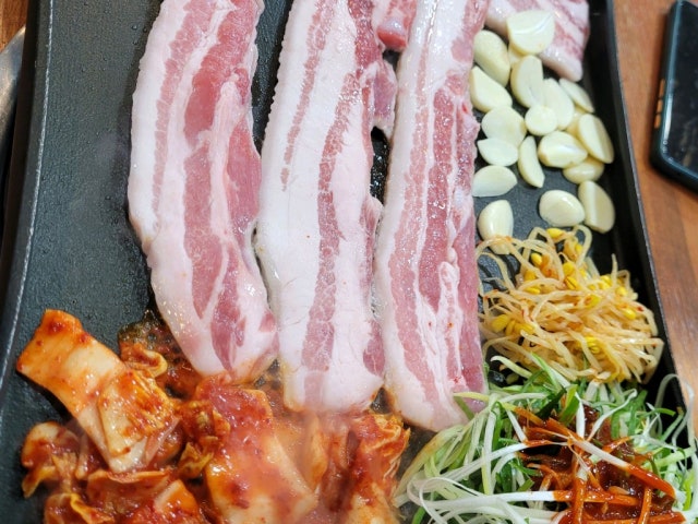 Daeboksamgyeopsal Namchon Main Branch Photos 5