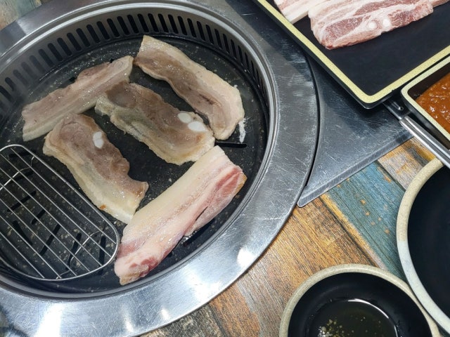 Dwaejigeogi 照片 5