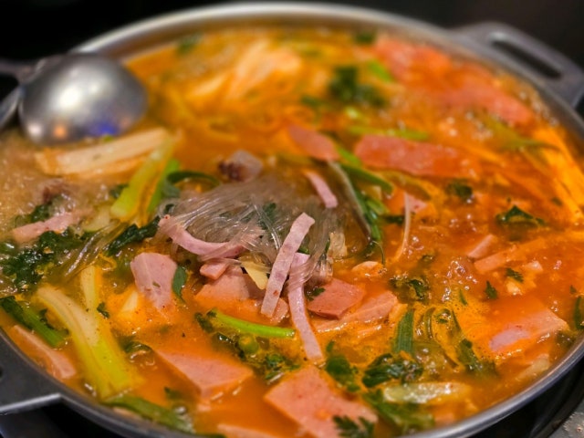Wanbaekbudaejjigae Gosarikkotsamgyeop Suseoyeok Branch Photos 4