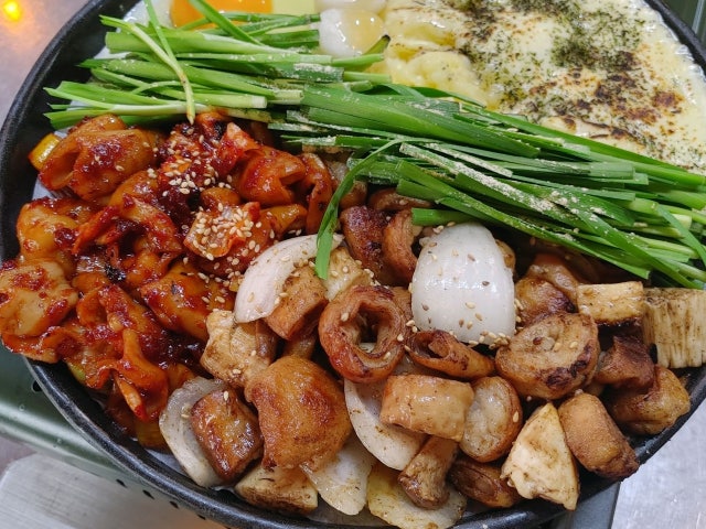 Yeonsinnaejeom Samgyeopsal Makchang Gugongtangopchang 写真 5