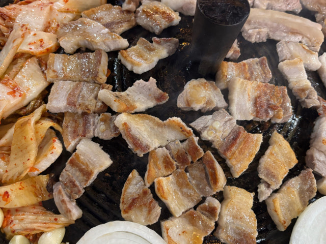 Byeolnansotttukkeonggimchisamgyeopsal 写真 6