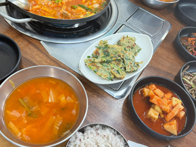 Kkuldwaejisikdang 照片 6