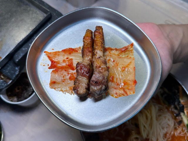 Hanamdwaejijip Hongdaeipguyeok店 照片 4