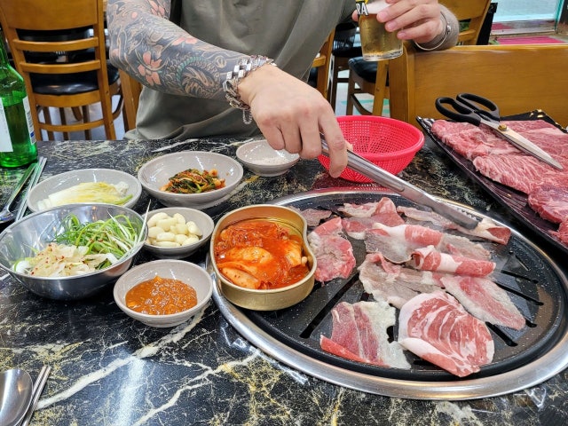 Tongkeun Sohanmari Dwaejihanmari 照片 4