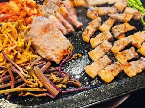 신촌돌판 사진 4