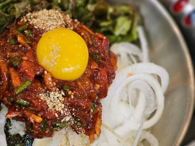 Dwaebongsamgyeopsal Daehakro店 写真 6