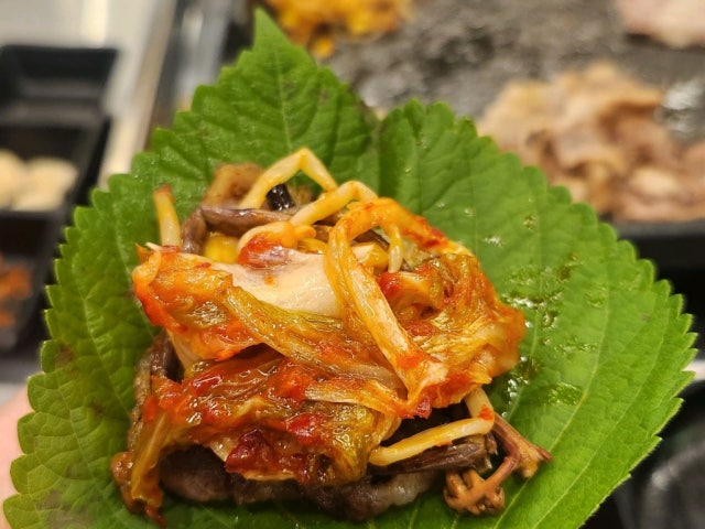 Kkotsamgyeopdaepae Photos 4