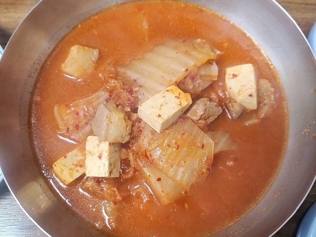 Jirisanheukdwaejisamgyeopsal 写真 4