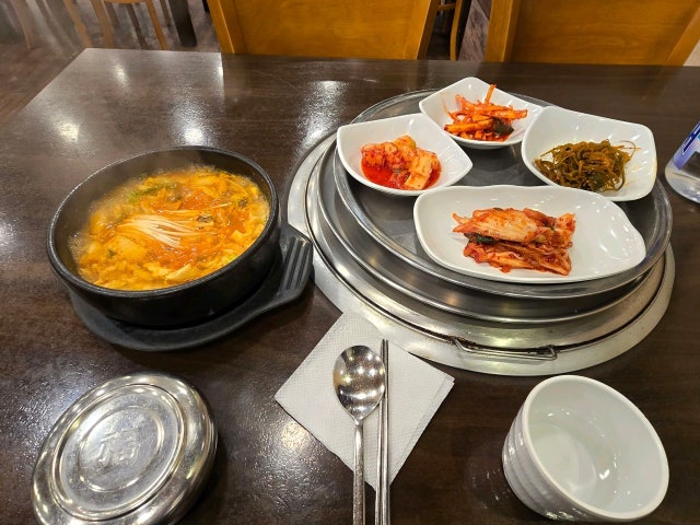 Yeongcheondutumisutbulgalbinaengmyeon 写真 4