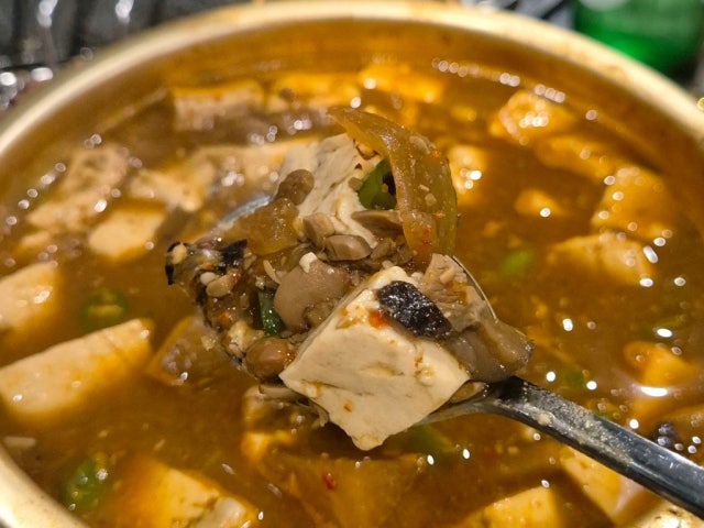 Yumyeonggalmaegi Suyeong 本店 写真 4