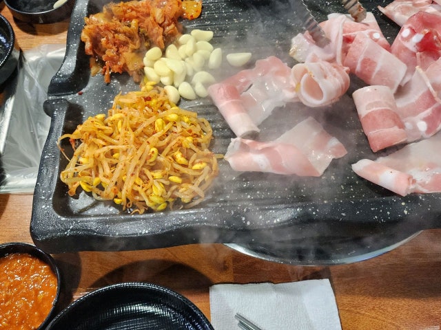 Samgyeopdei Samjeongdong Branch Photos 3
