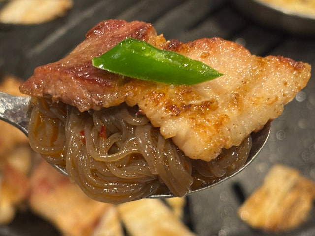 Baekyangsutbulgalbi Daeyeonsageori Jikyeong店 写真 6