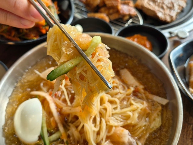 Yonghodong Songwonwanggalbi 写真 6