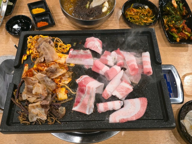 Daeboksamgyeop Jungri店 写真 4