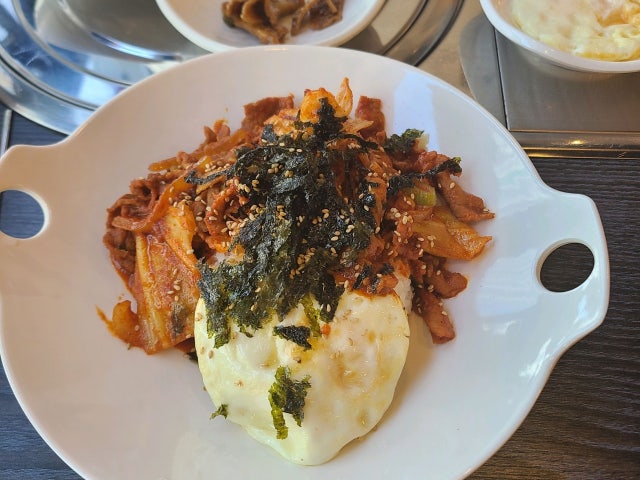 Beolgyokkomakjeongsik&samgyeopsal 写真 6