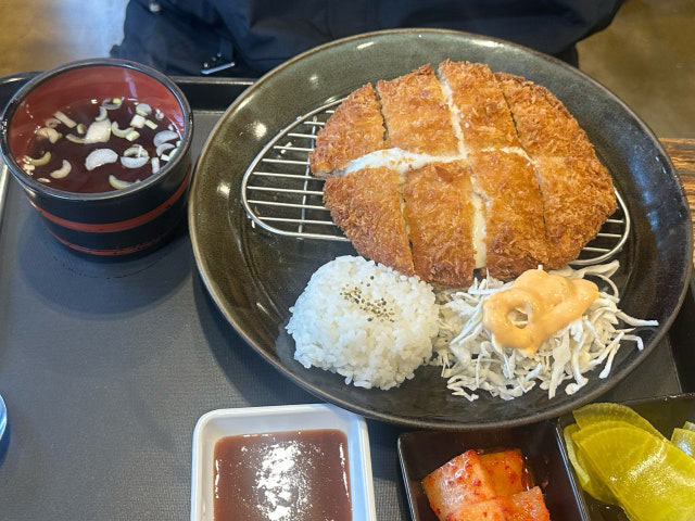 Yunchaenegimchijjigaesamgyeopsal Photos 6