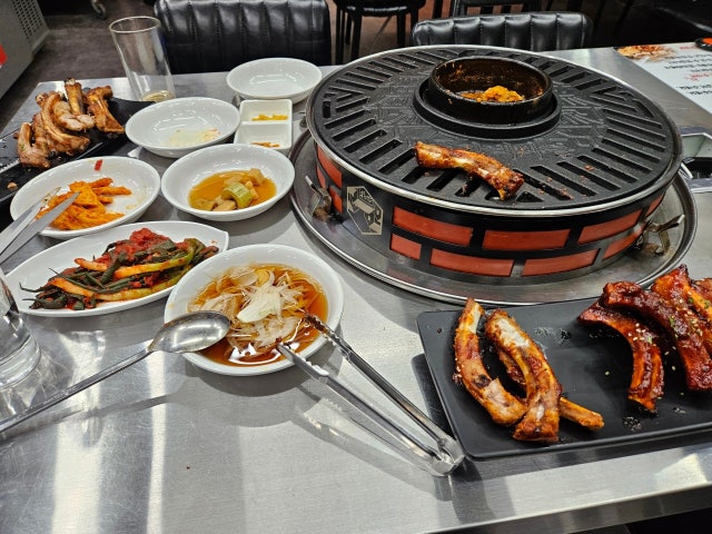 Suamgol Jjokgalbimaeul Changwonsinchon店 照片 5