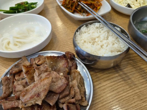 쌍다리돼지불백 역삼직영점 사진 4