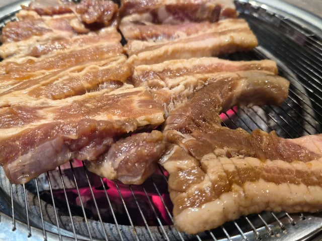Baekyangsutbulgalbi Yangjeongjikyeong店 写真 5