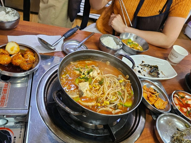 Myeongseongbokdwaeji 写真 5