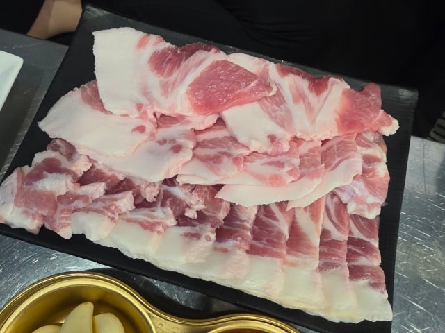 Duadeulsamgyeopsal Photos 4