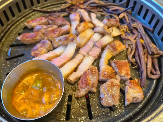 Nangmanjeju Jejuheukdwaejijeonmun店 照片 4