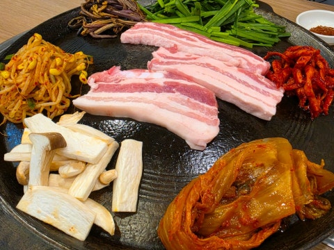 더덕솥뚜껑삼겹살 서울등촌점 사진 4