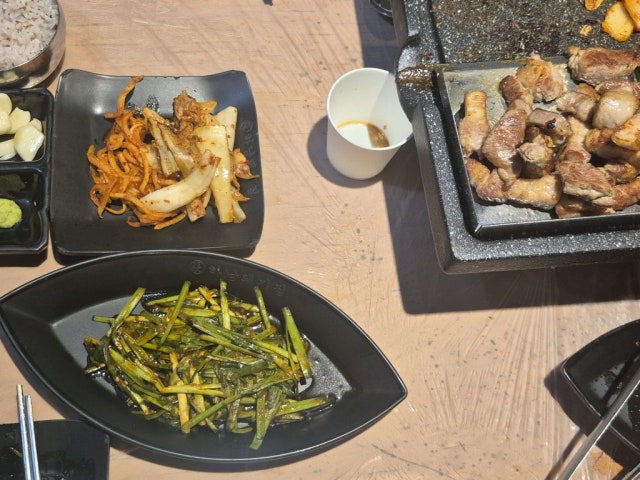 Hanamdwaejijip Yeoksam1ho店 照片 6