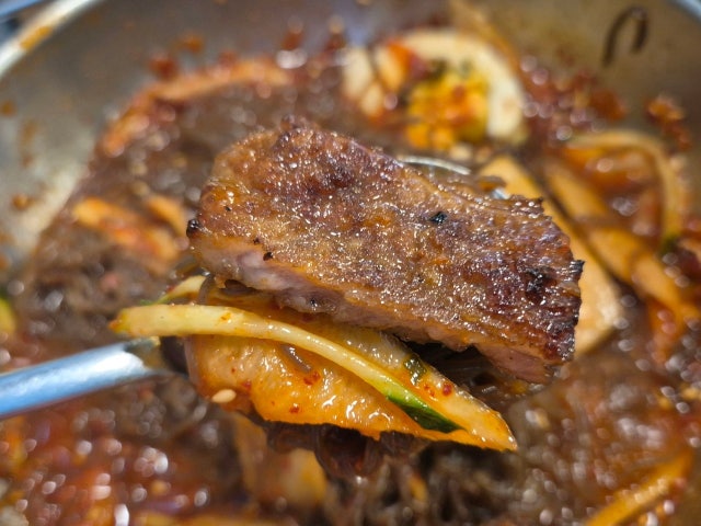 Samsamoosutbulgalbi Dadaeponatgae店 写真 5