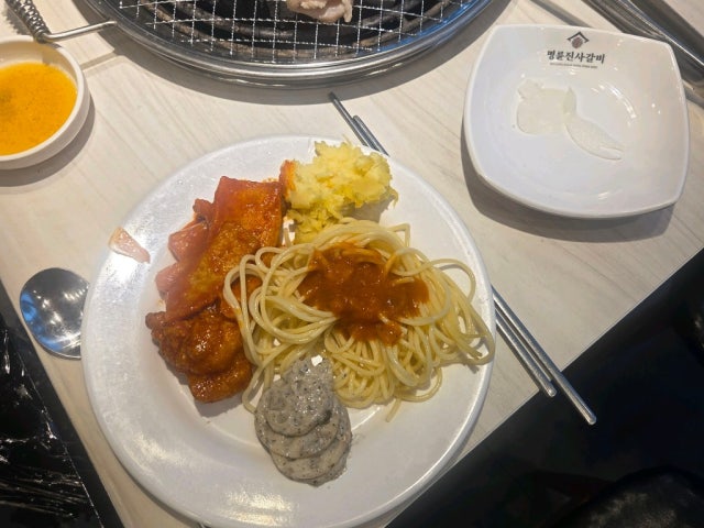 Myeongryunjinsagalbi Seoulhagye店 照片 4