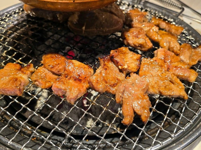 Myeongryunjinsagalbi Yeouido Branch Photos 4