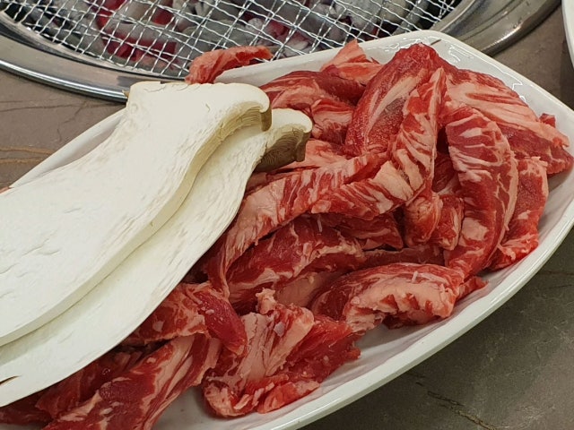 Paldochon Chamsuthwaro Galbisal Jeonmun店 照片 5
